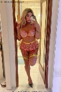 Pavia Trans Gabryella Dantas 380 77 15 397 foto selfie 8